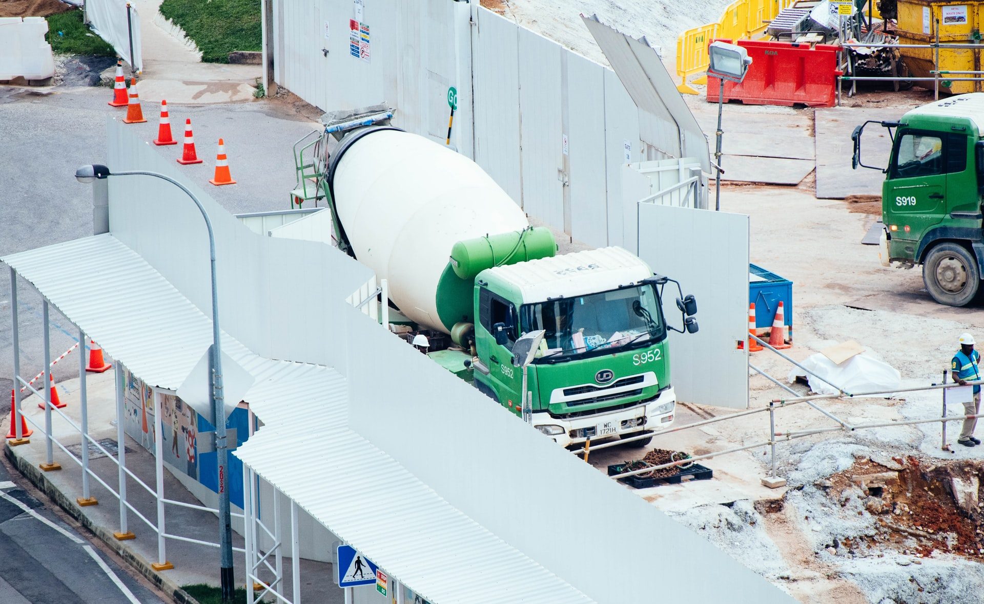 National Carbon Market May Prioritize Inclusion of Cement, Electrolytic Aluminum Industries