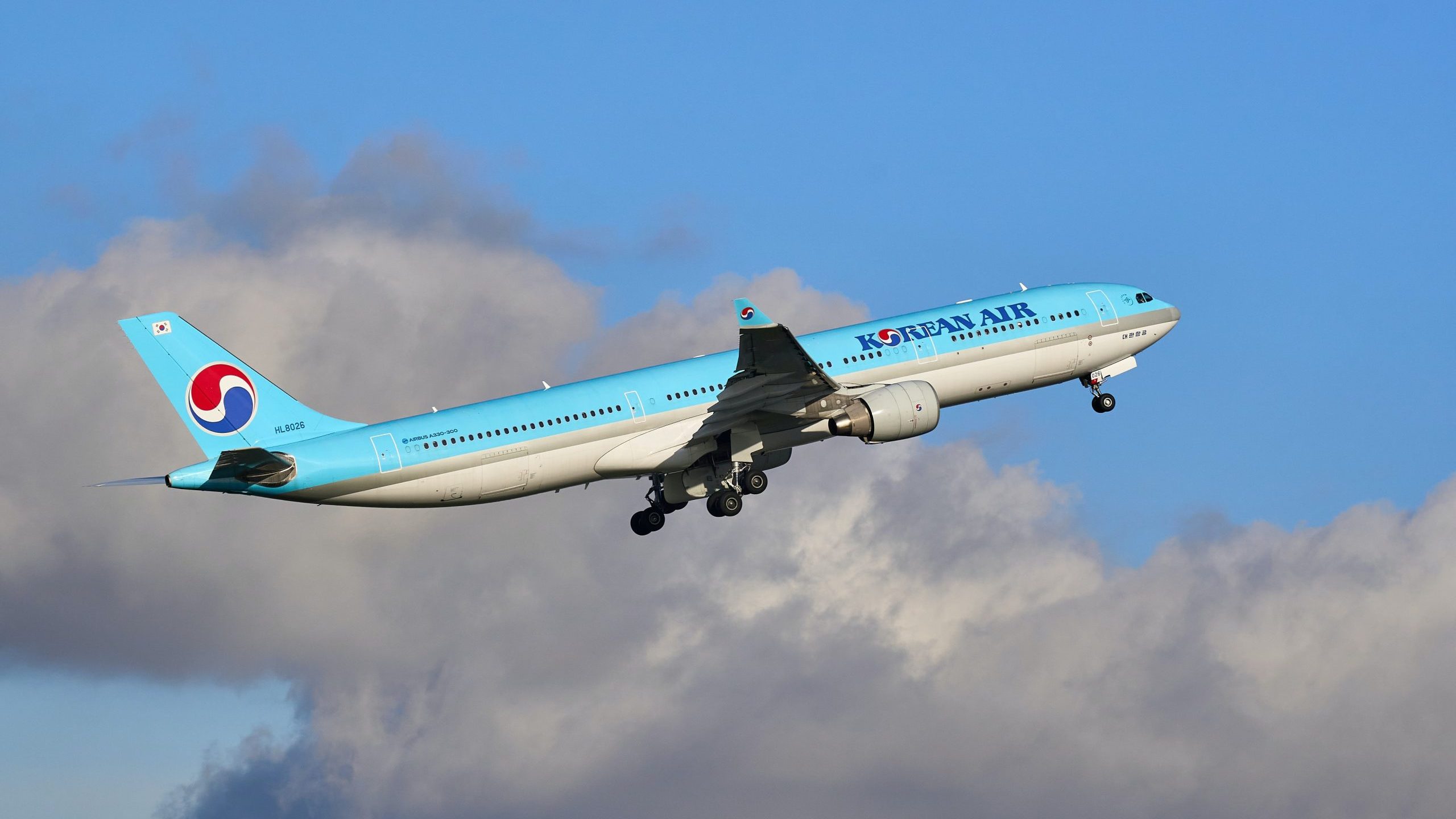 Indonesia Conducts Carbon Trade Pilot to Suggest Taxable Emissions