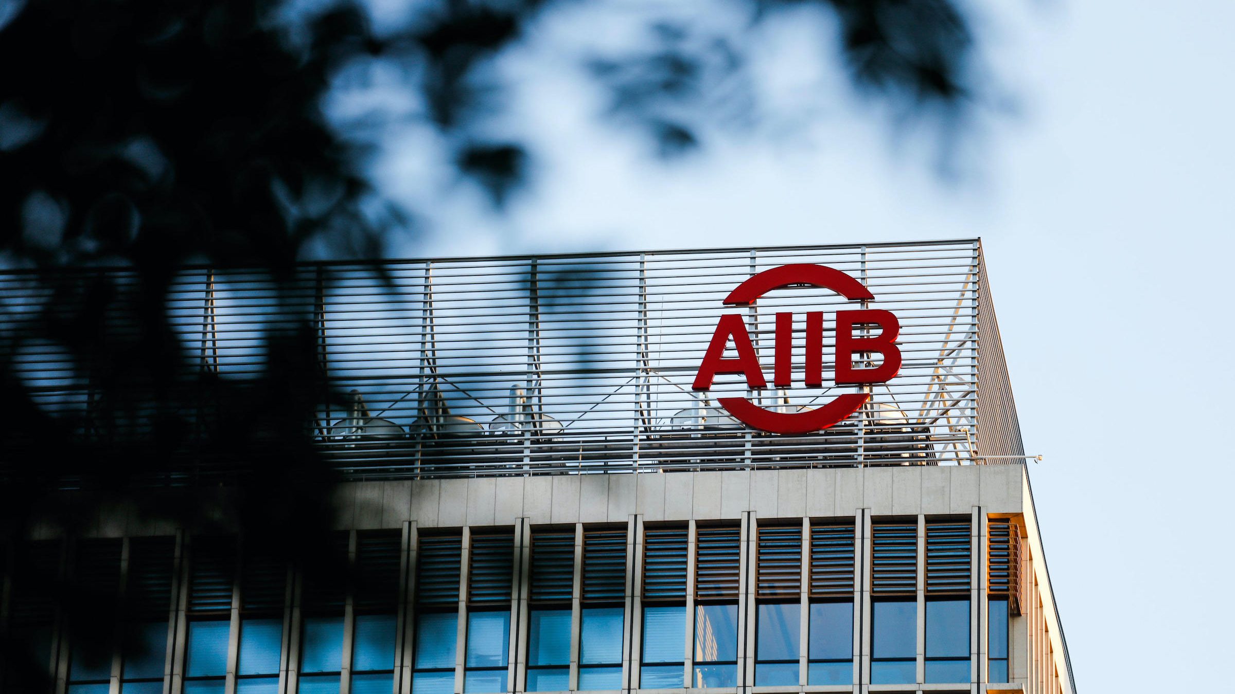 AIIB Freezes Lending to Russia and Belarus amidst Economic Uncertainty