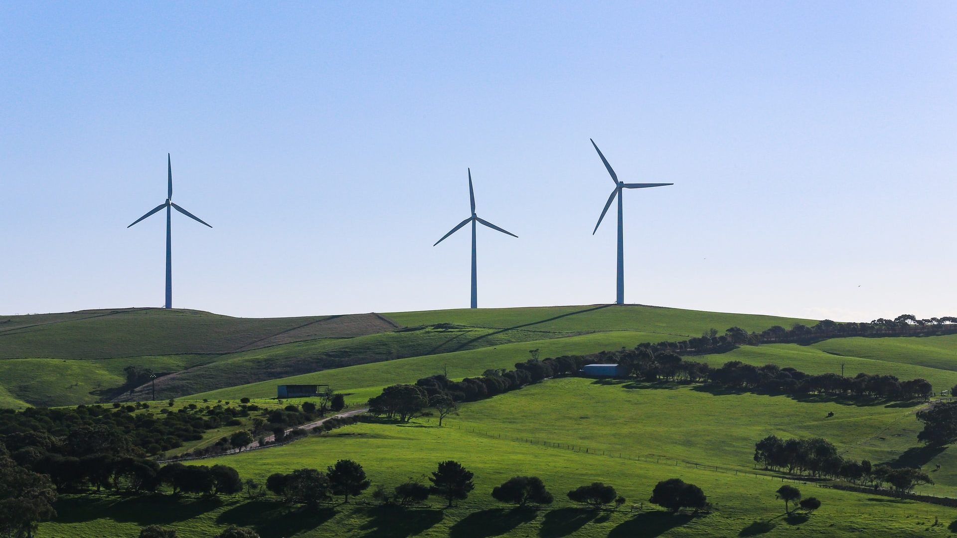 Shell Invests in Australian Wind Farm amid Carbon-Reduction Pressure