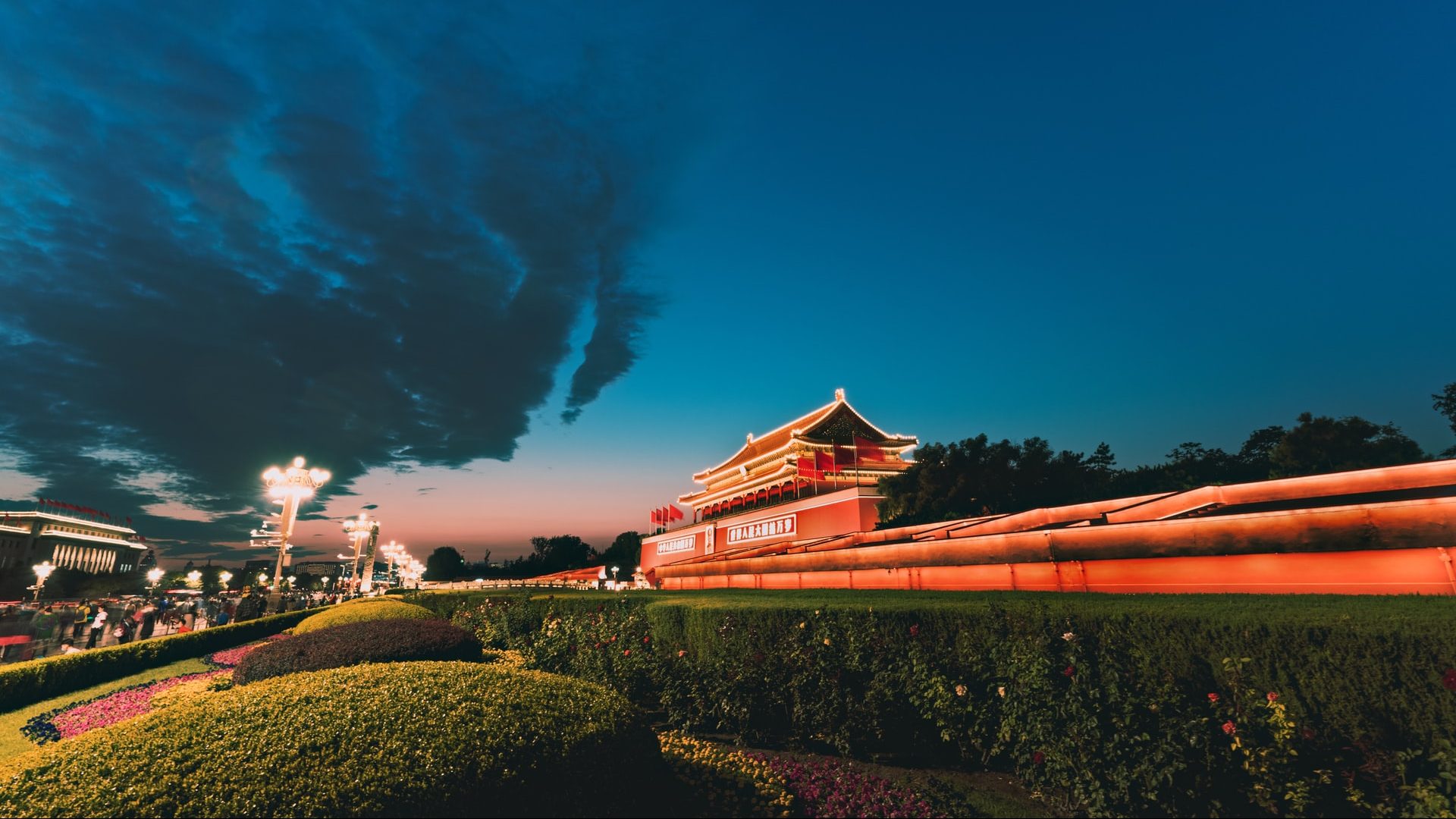 China Reaffirms Decarbonization Commitment with Economic Stability in Mind