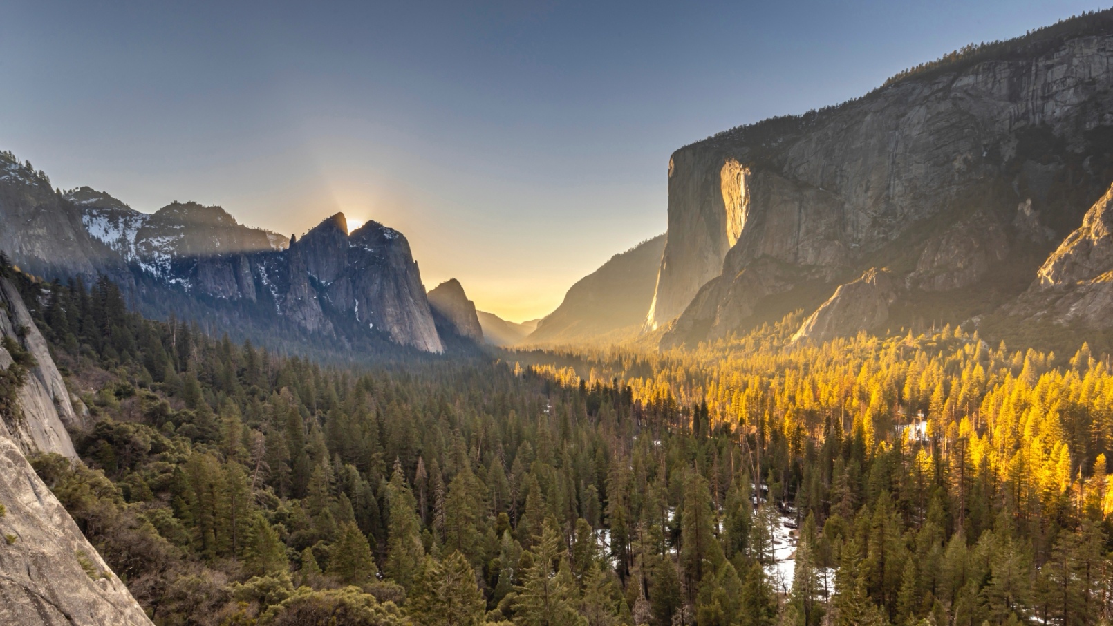 NUS Launches Research Institute for Hydrogen Innovations in Singapore