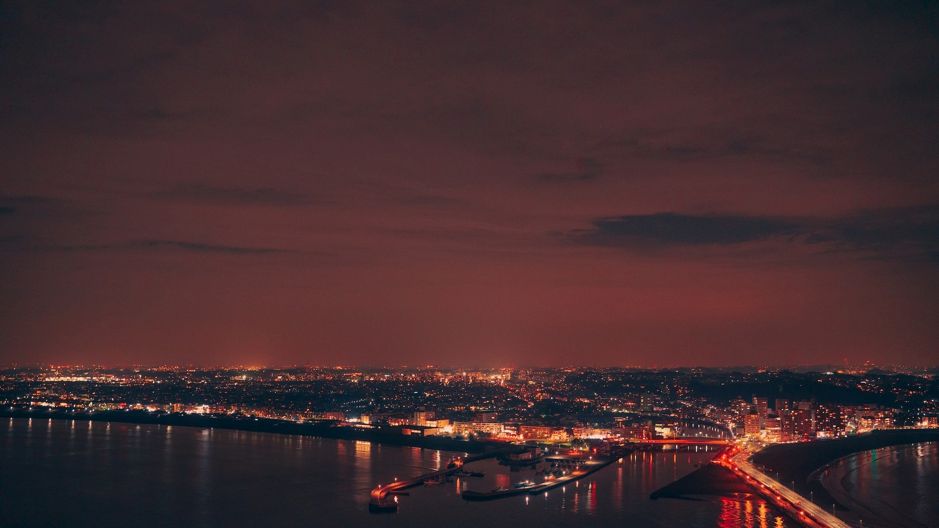 Canada Unveils Sustainable Jobs Strategy to Build a Green Economy and Support Workers' Transition