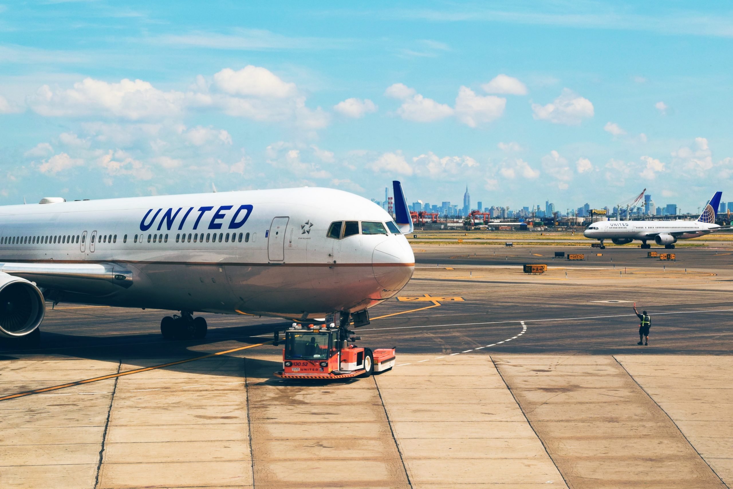 United Airlines and LanzaTech Partner to Develop Sustainable Aviation Fuel