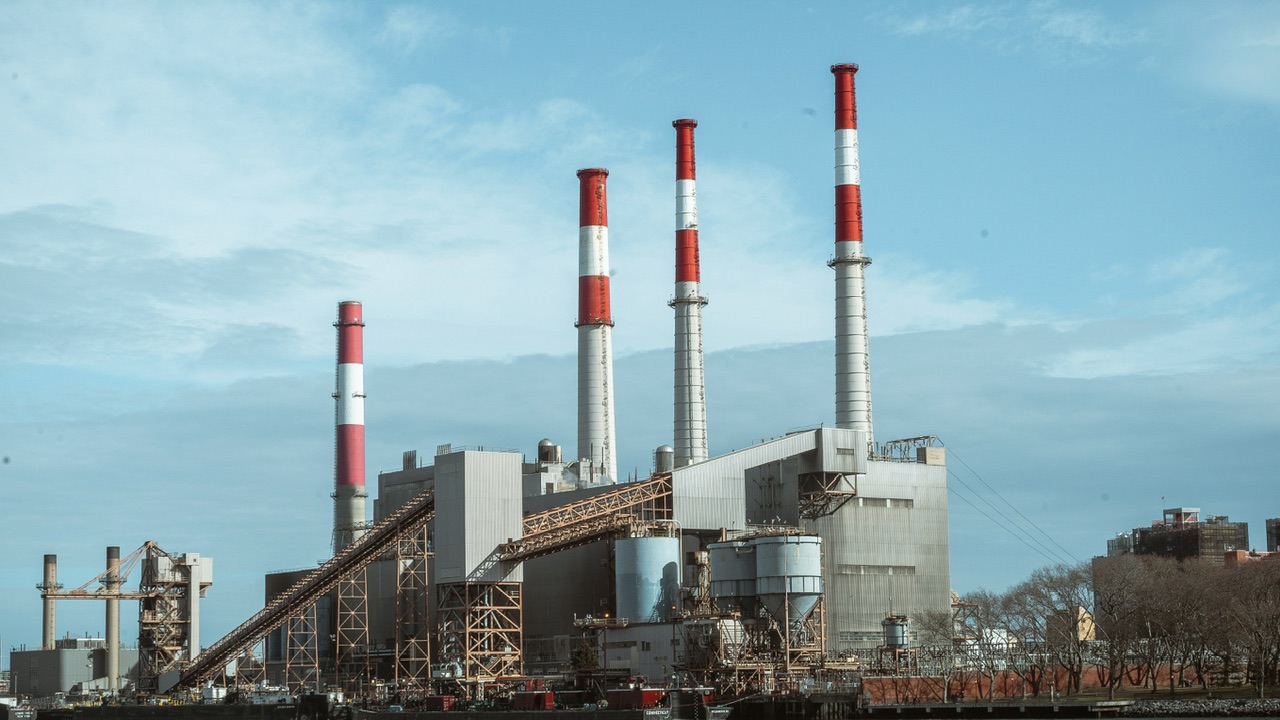 Acelen to Invest USD2.44bn in Brazil to Produce "Green" Diesel and Jet Fuel