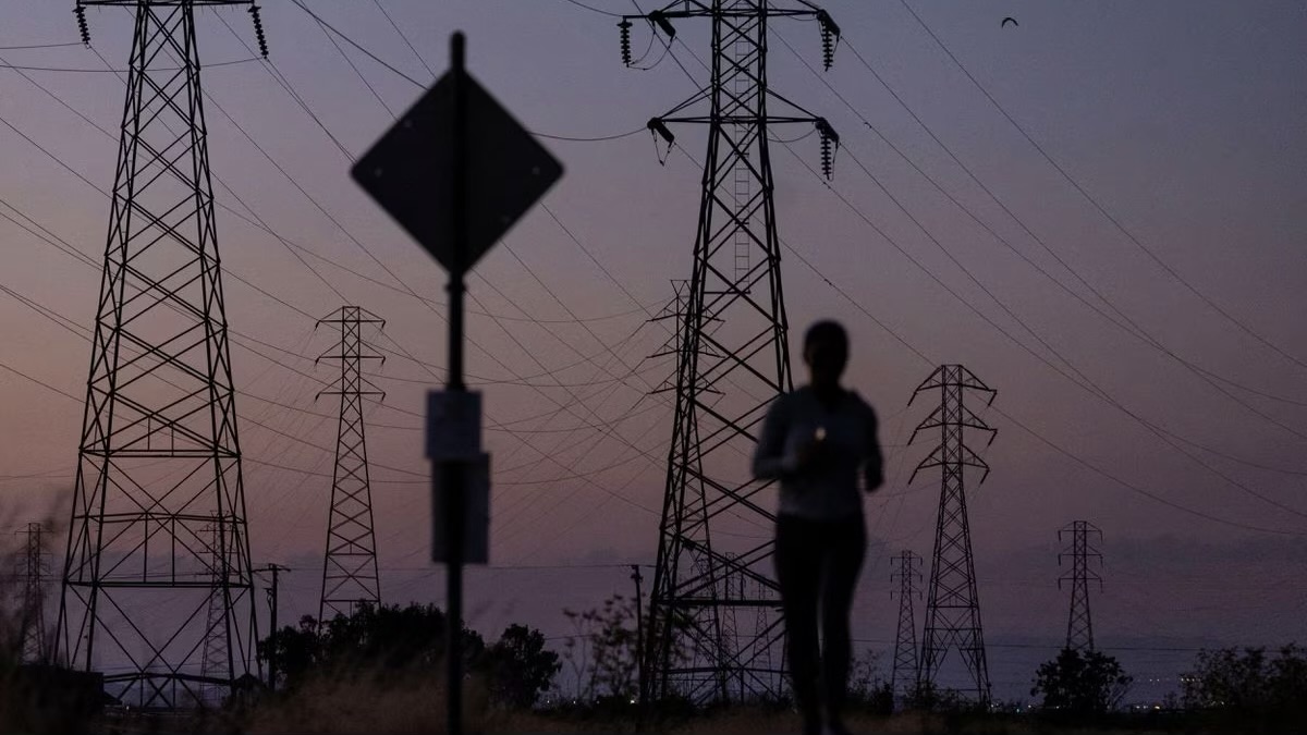 California Approves USD7.3bn Plan for Power Transmission Projects
