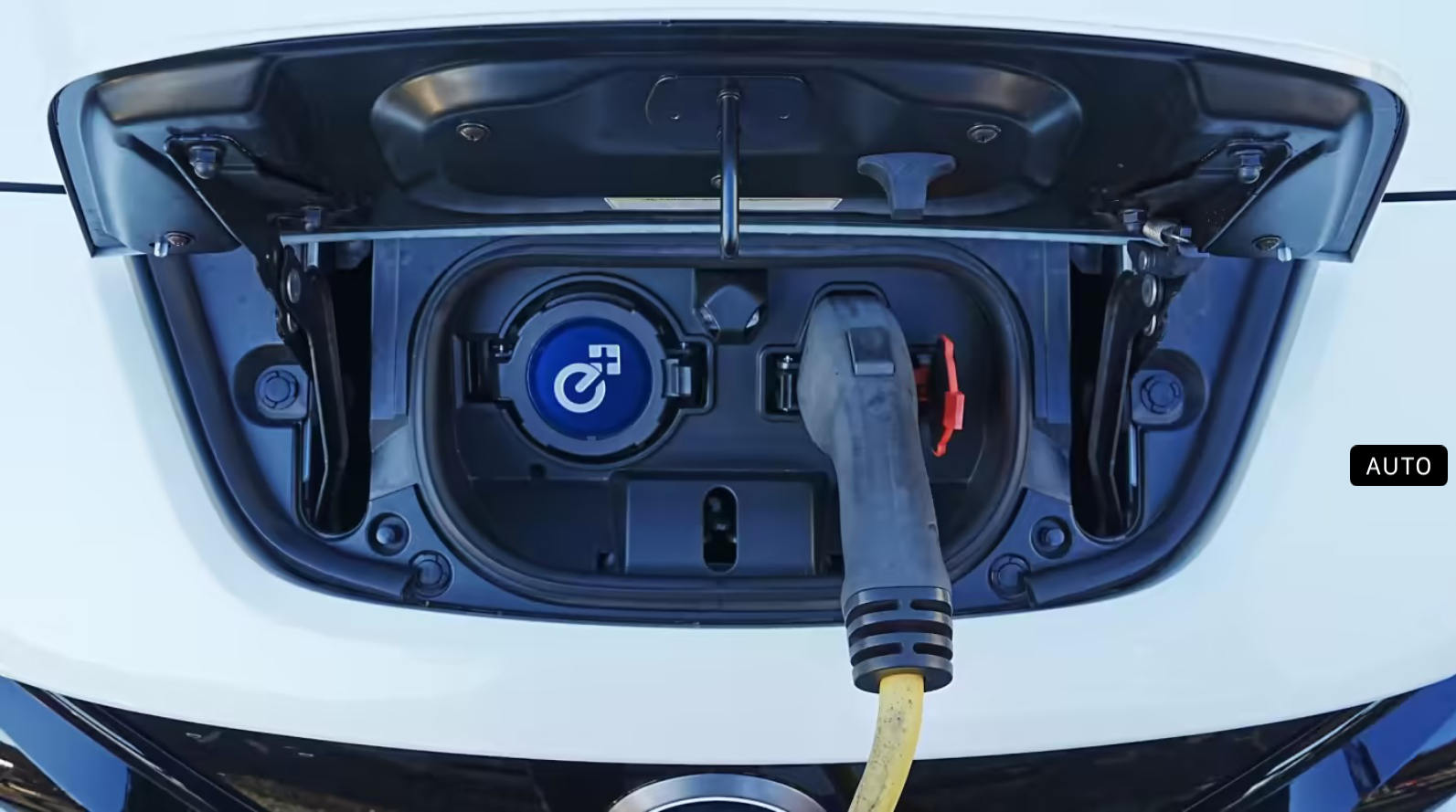 Japan to Expand Installation of Fast-Charging Facilities for EVs