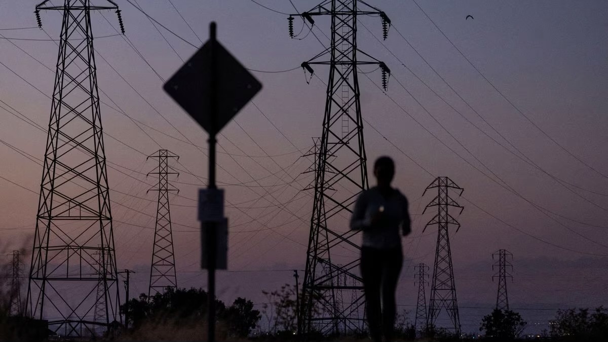 Biden Administration Invests USD3.5bn to Fortify U.S. Power Grid Against Climate Challenges