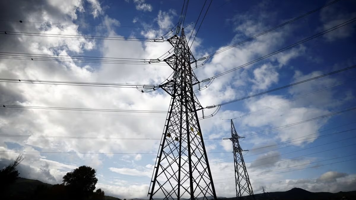 Italy Approves Comprehensive Energy Decree to Boost Renewables, LNG, and Storage Solutions