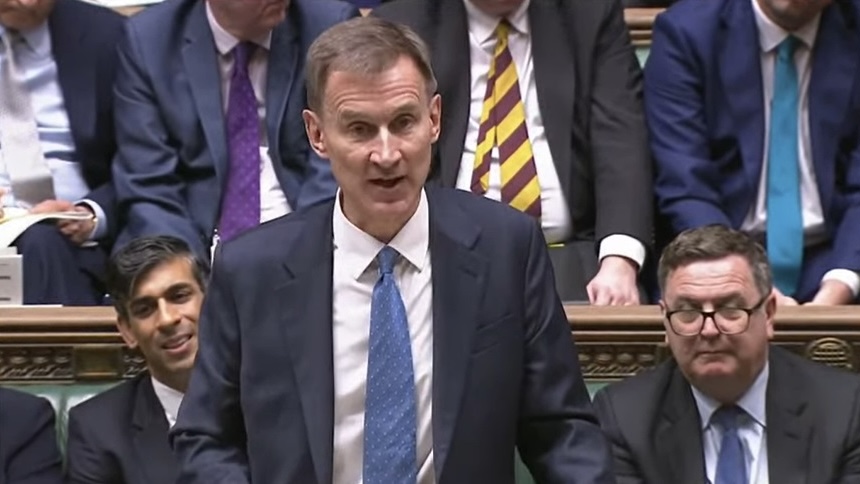 UK to Invest GBP960m in Power Network Reform and Green Industries