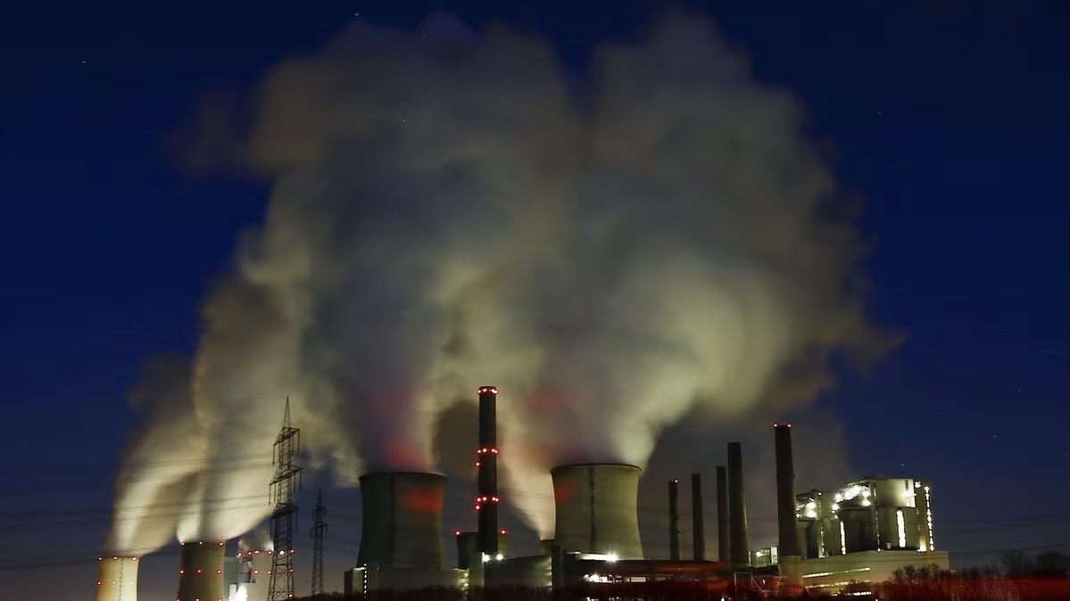 Seven European Countries Pledge to Phase Out CO2-Emitting Power Plants by 2035