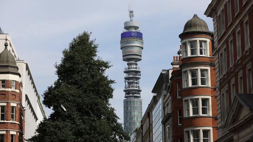BT Converts Street Cabinets into EV Charging Points to Tackle Infrastructure Shortage
