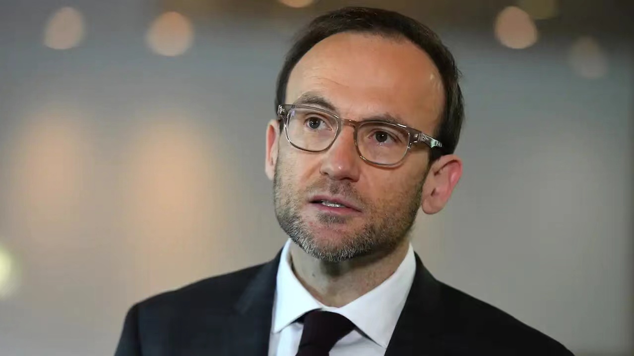 Australia Mulls Law to Bar Bosses from Contacting Employees After Work