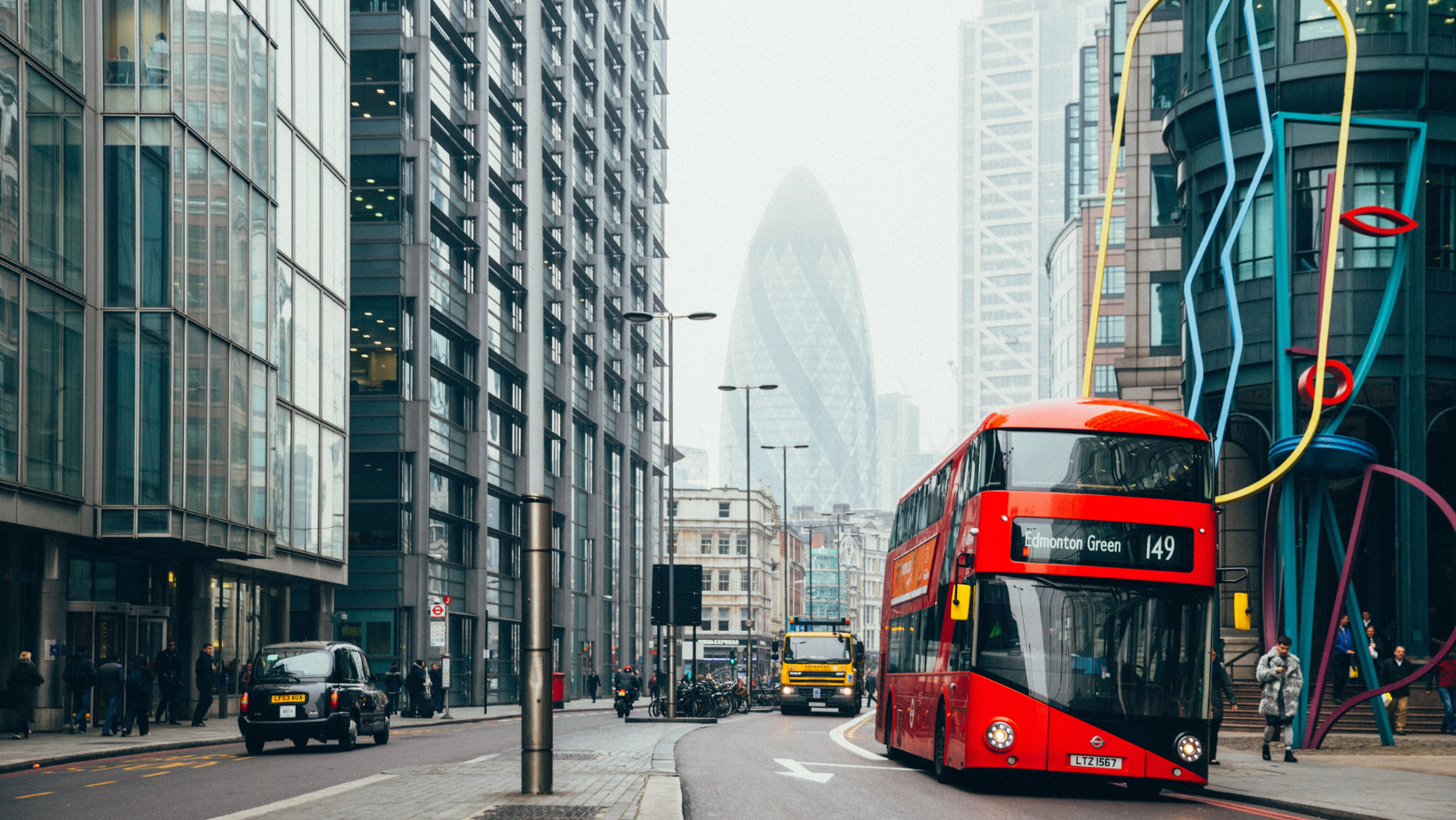 Nearly a Third of UK Middle Market Businesses Lack Sustainability Strategy, Raising Concerns for North West’s Net-Zero Goals