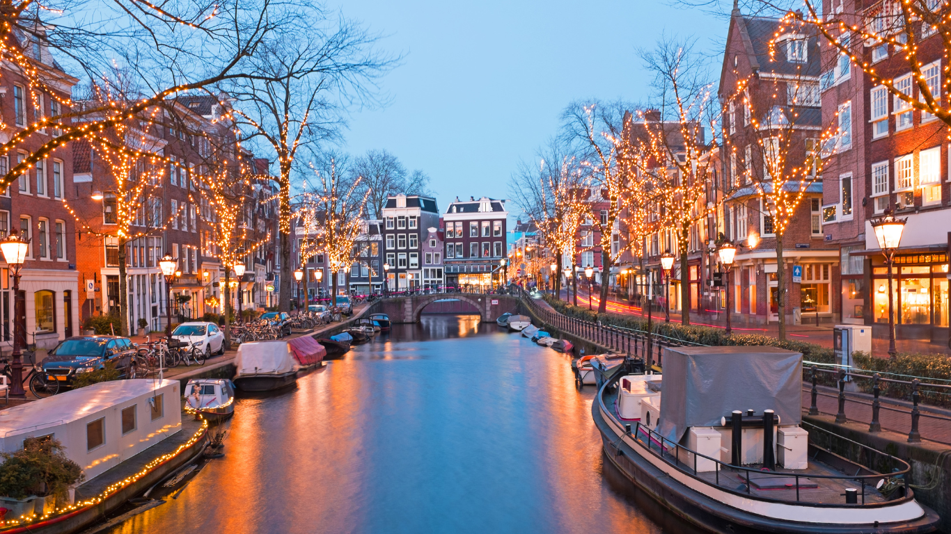 Netherlands Commits $726 Million to Carbon Capture Project After Shell, Total Cut Pipeline Investment