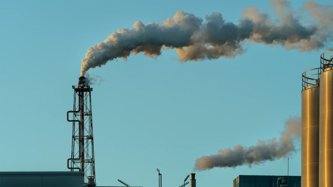 Understanding Carbon Footprint vs. Carbon Emissions: ESG Guide