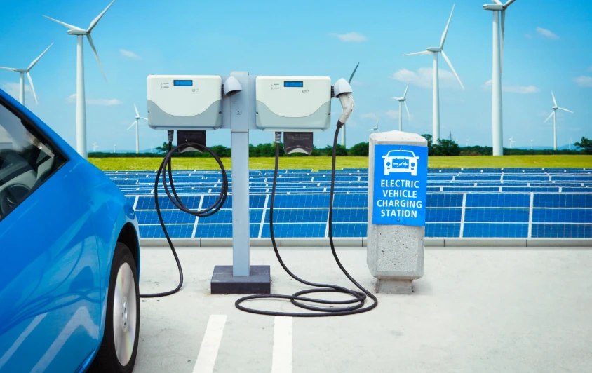 欧州のEVリーダー、2035年のゼロエミッション目標の遅延に反発